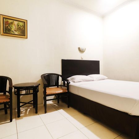 ג'קרטה Hotel Gani מראה חיצוני תמונה